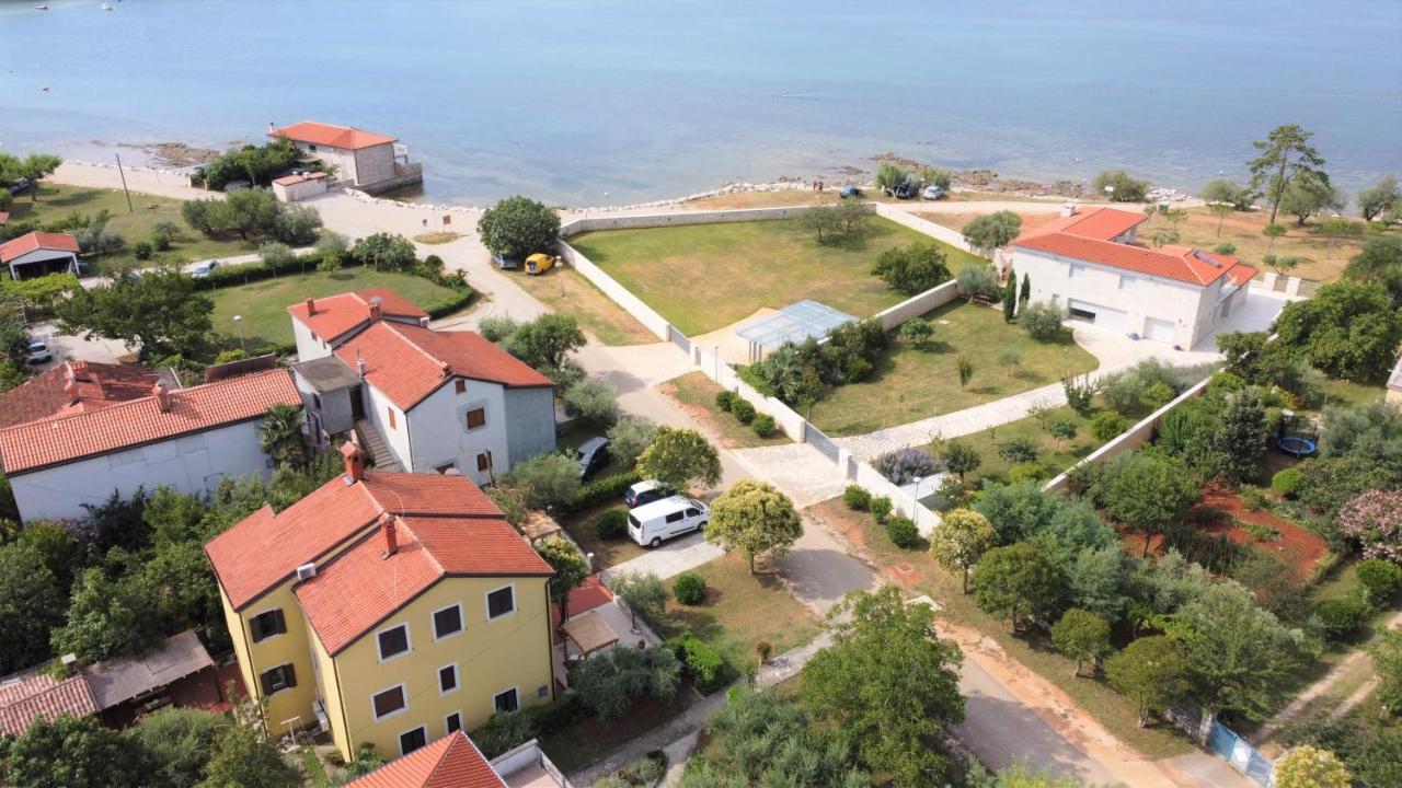 אומאג Lina Apartments מראה חיצוני תמונה
